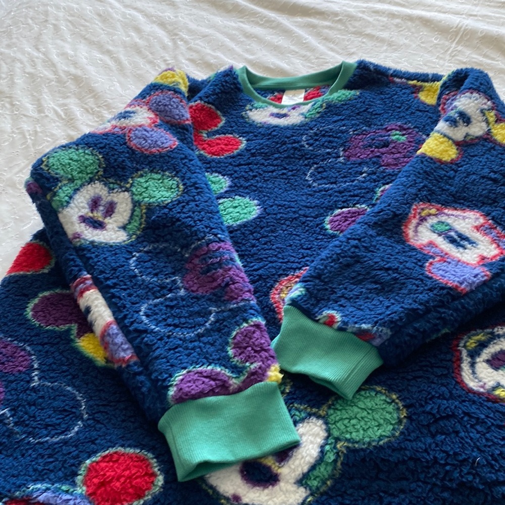 Disney fleece top